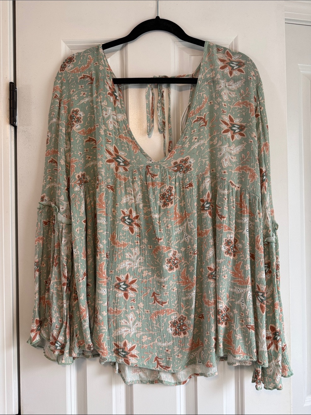 Three Bird Nest Sage Floral V-Neck Tie-Back Peasant Top